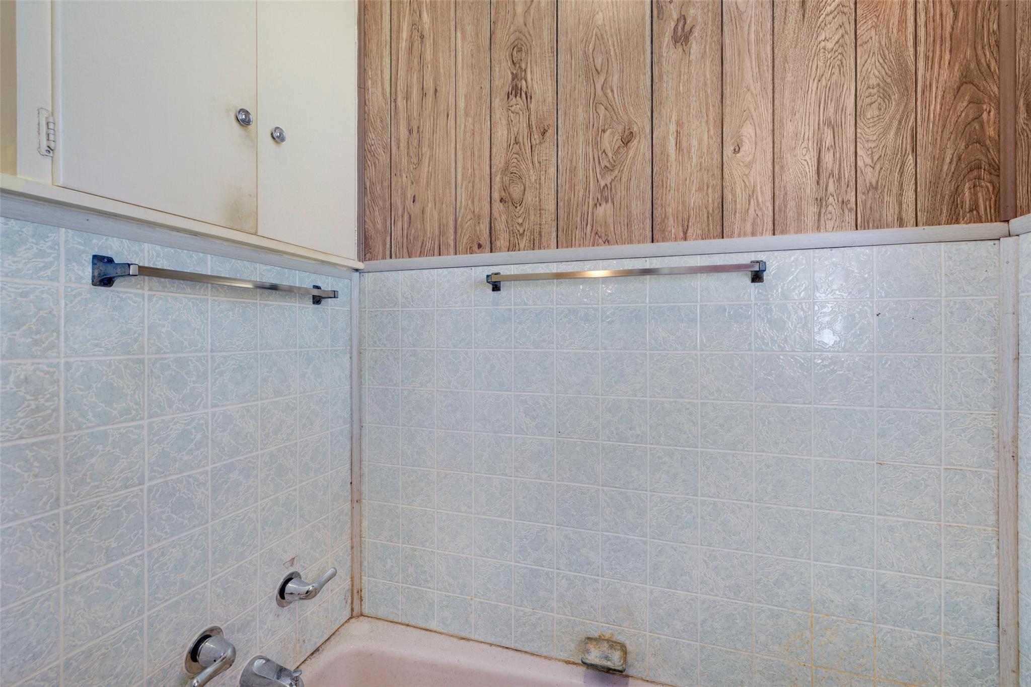 303 Vernon Street Taylor TX 76574