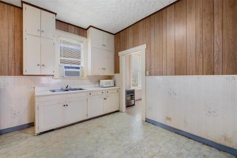 303 Vernon Street Taylor TX 76574