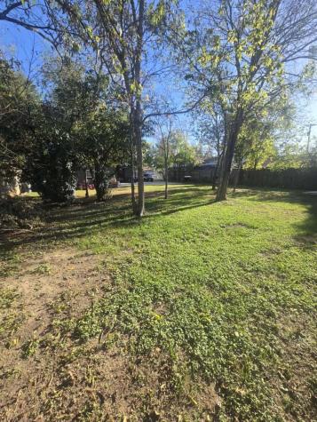 724 Ramsey Avenue Rockdale TX 76567