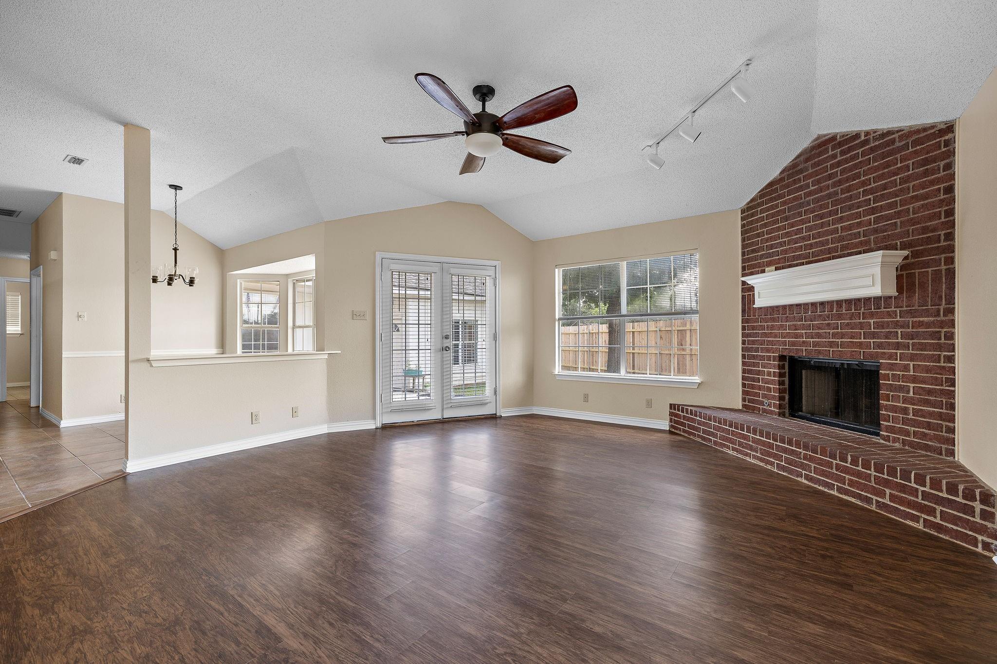 1815 Rusty Nail Loop Round Rock TX 78681
