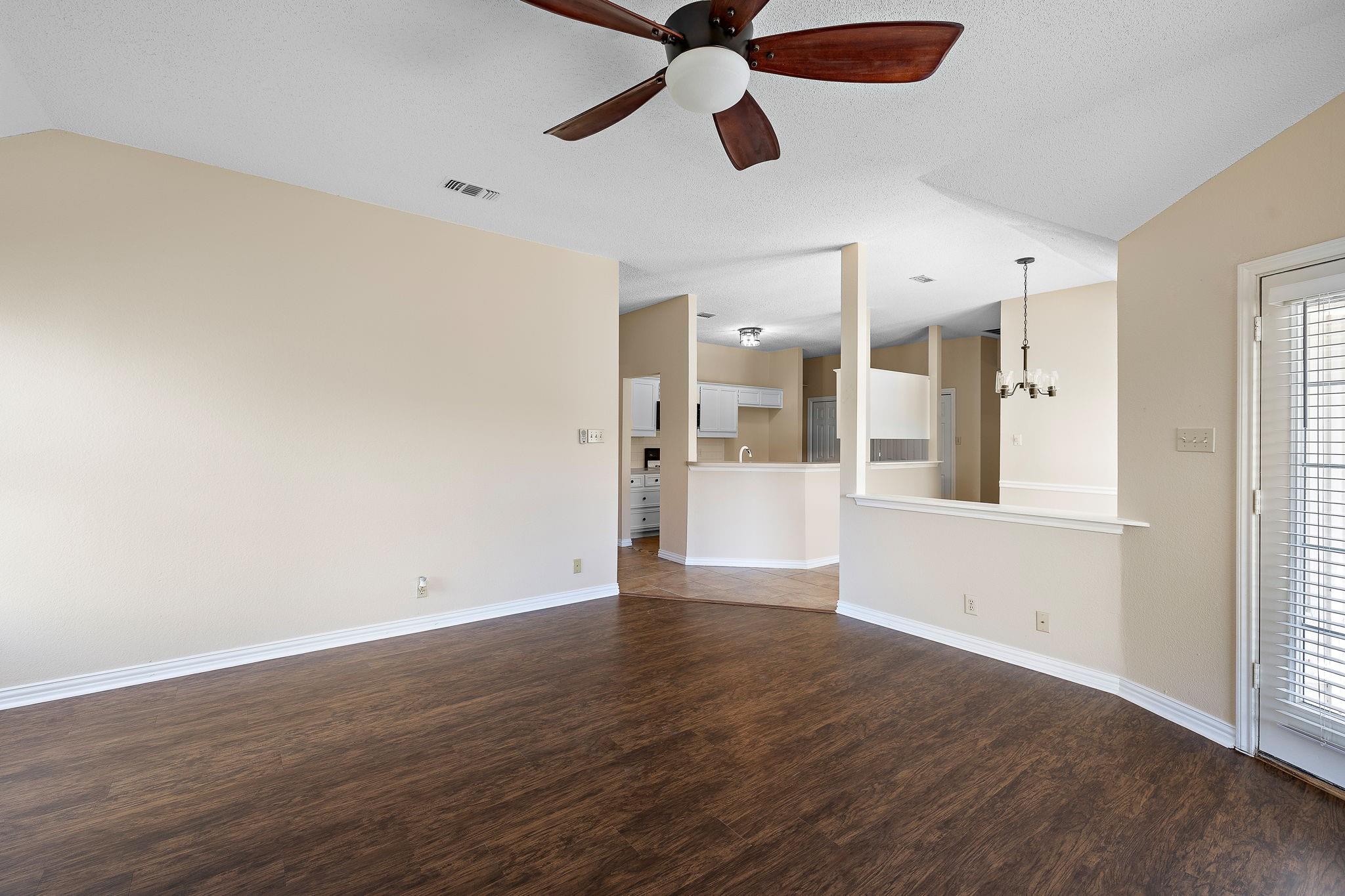 1815 Rusty Nail Loop Round Rock TX 78681
