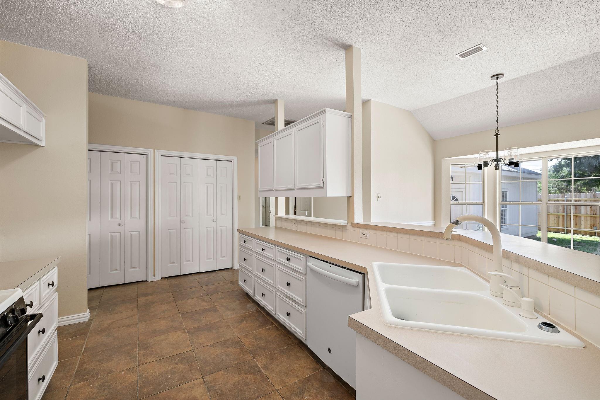 1815 Rusty Nail Loop Round Rock TX 78681