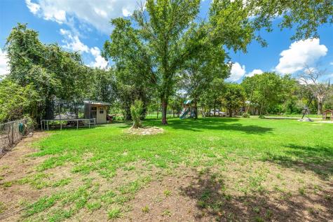 1004 Mitchell Street Gonzales TX 78629
