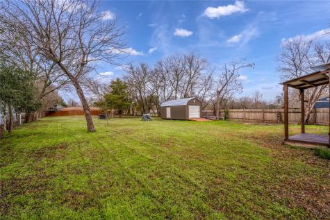 711 Bois Darc Street Lockhart TX 78644