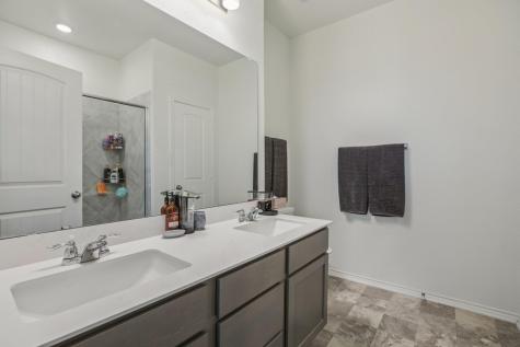 657 Bailey Park Drive Jarrell TX 76537