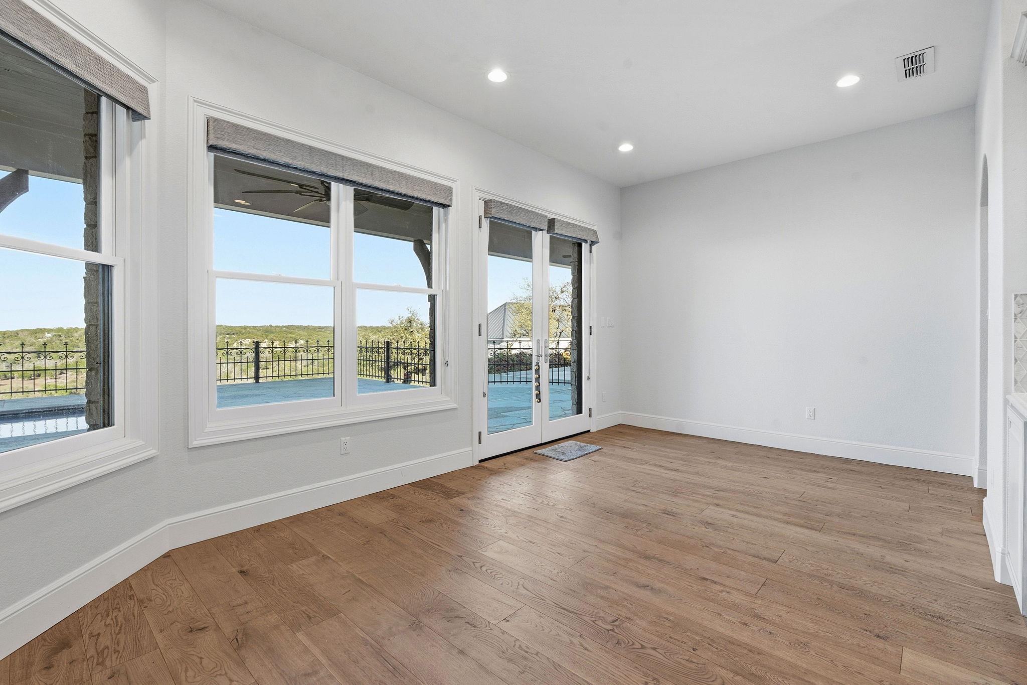 306 Napa Court Driftwood TX 78619
