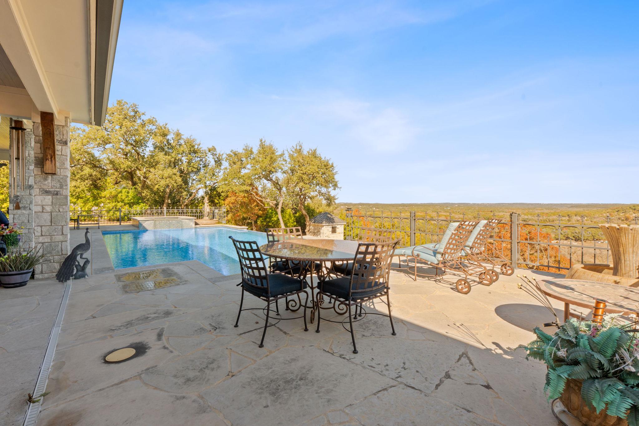 306 Napa Court Driftwood TX 78619