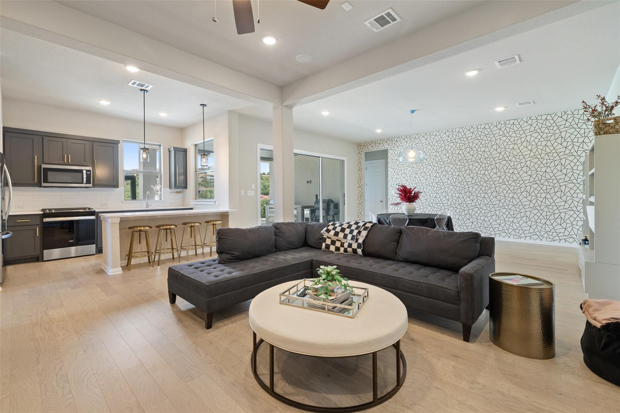 2220 Normandy View Leander TX 78641