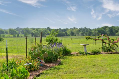 1662 County Road 465 Coupland TX 78615