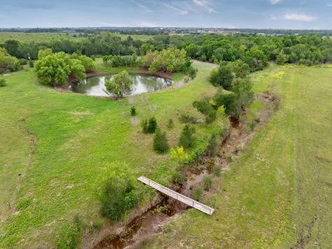 1662 County Road 465 Coupland TX 78615
