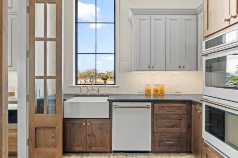 1562 Canyon Crossing View Dripping Springs TX 78620