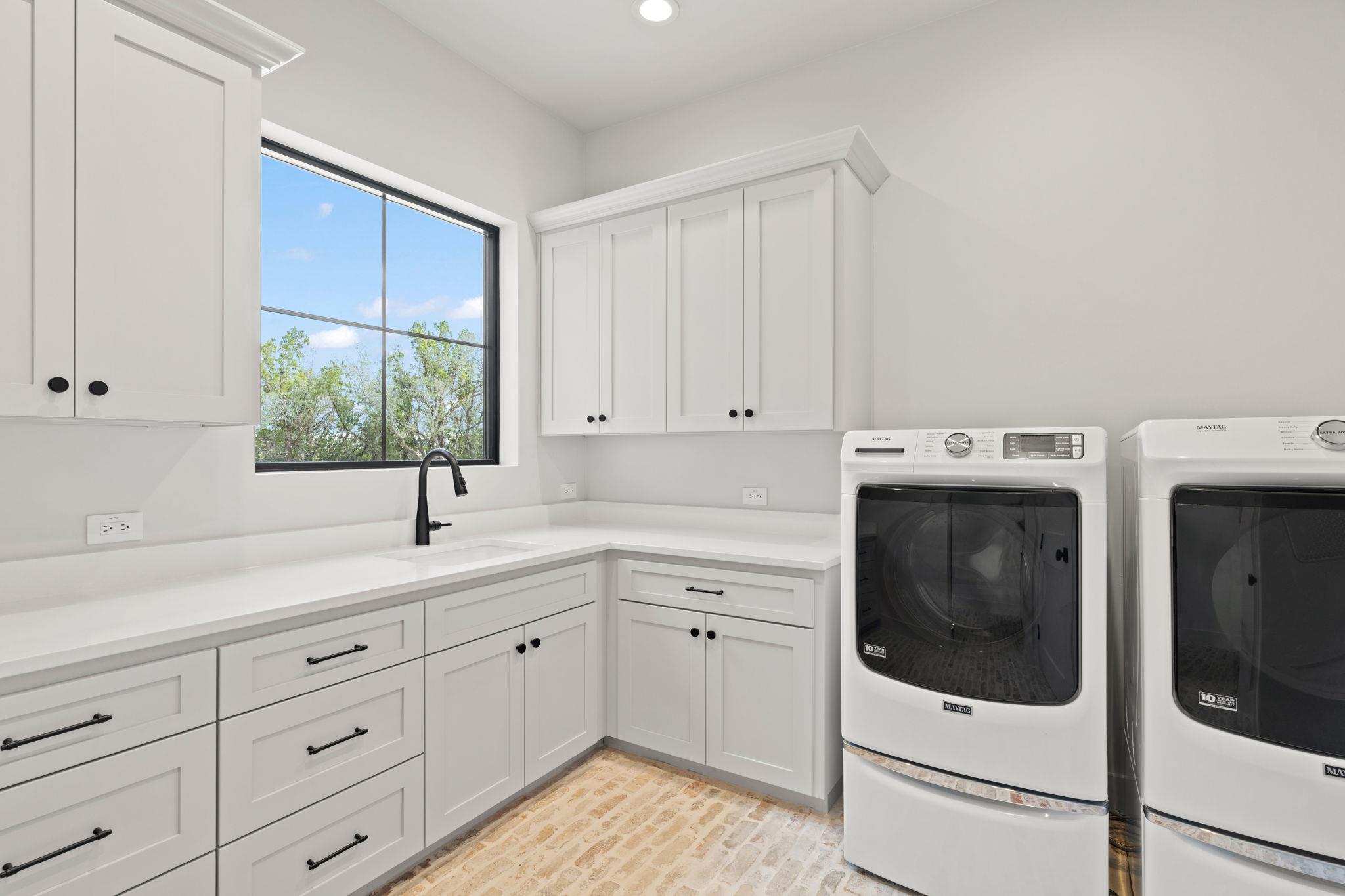 1562 Canyon Crossing View Dripping Springs TX 78620
