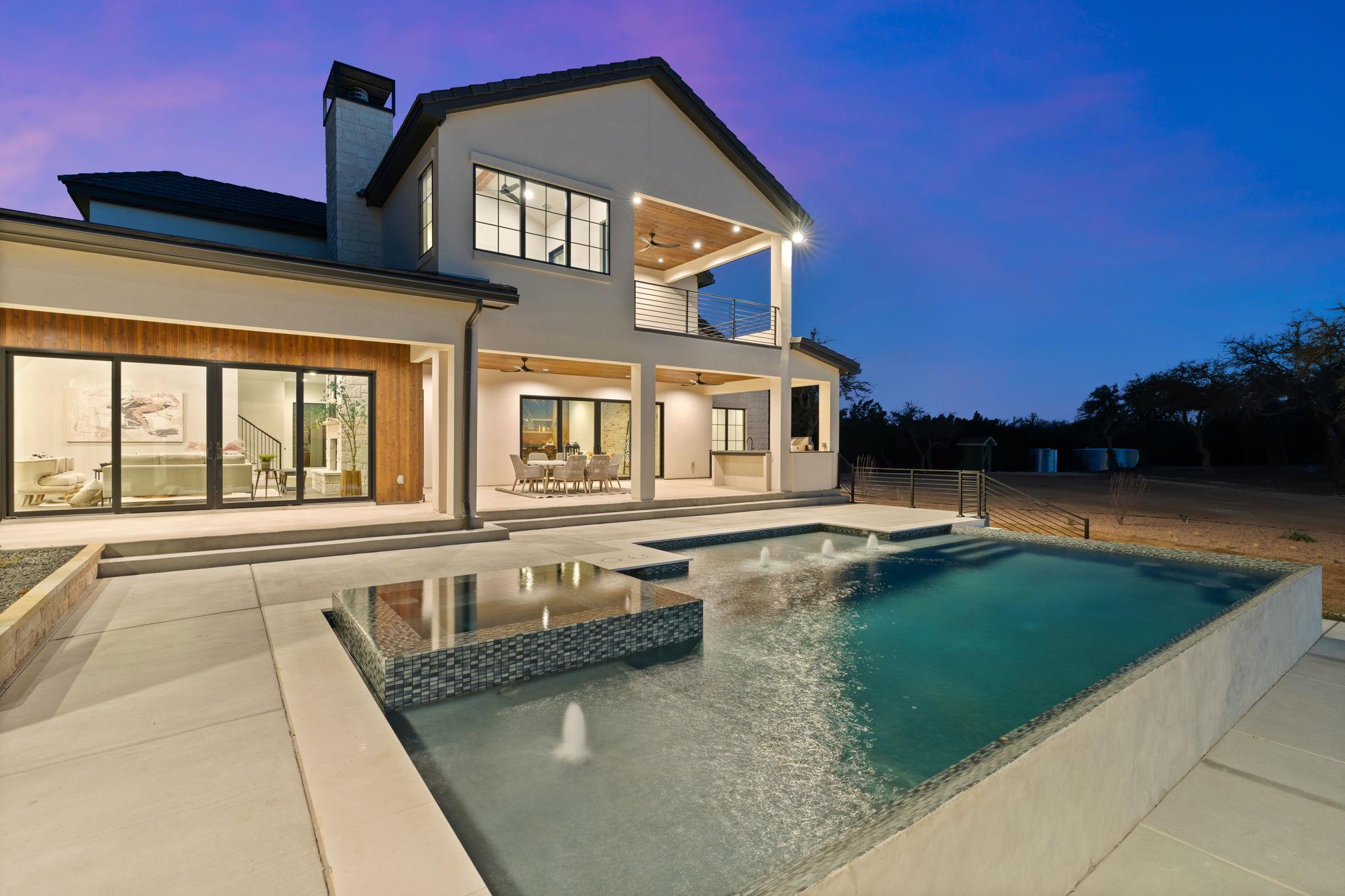 1562 Canyon Crossing View Dripping Springs TX 78620