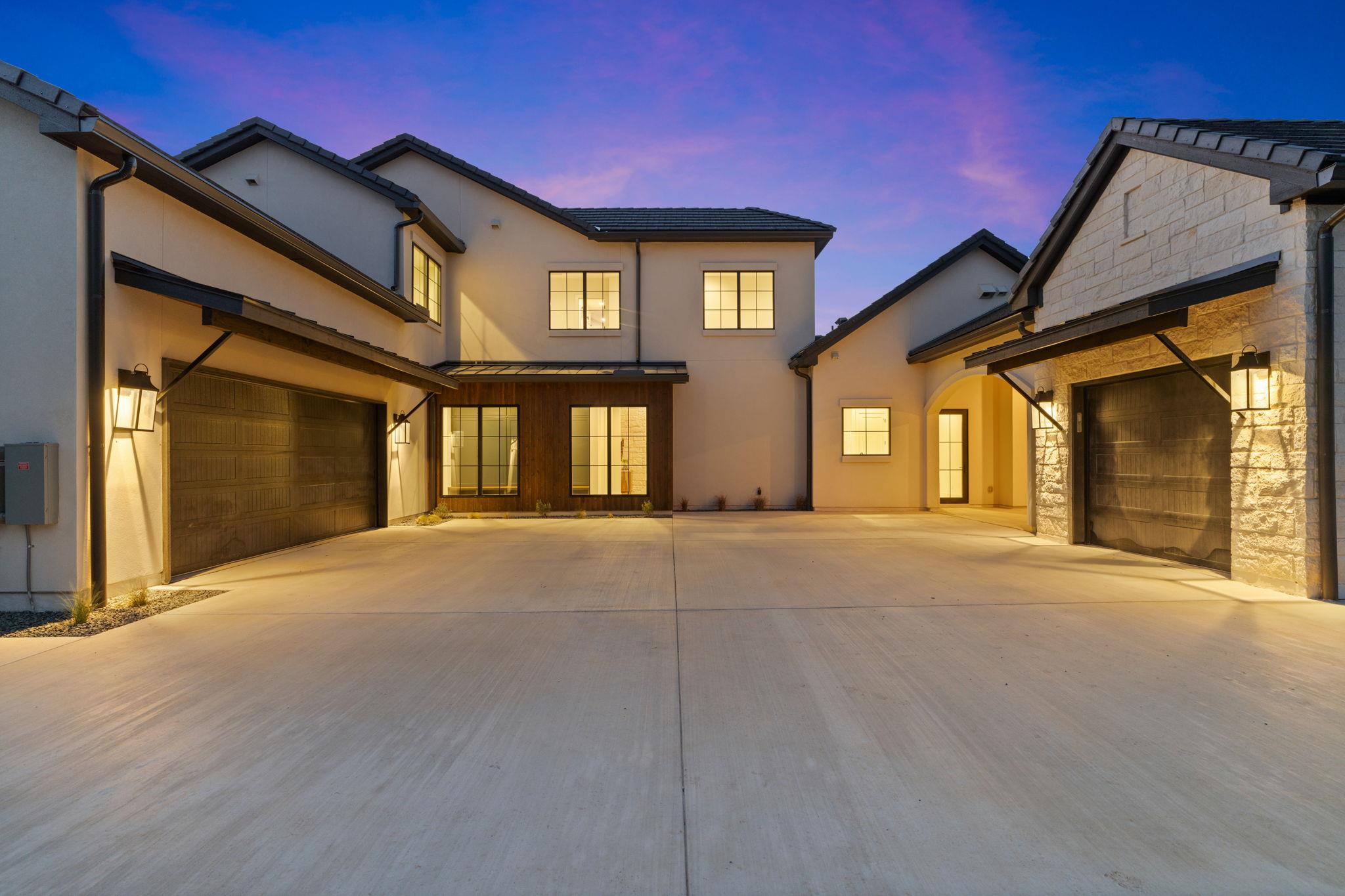 1562 Canyon Crossing View Dripping Springs TX 78620