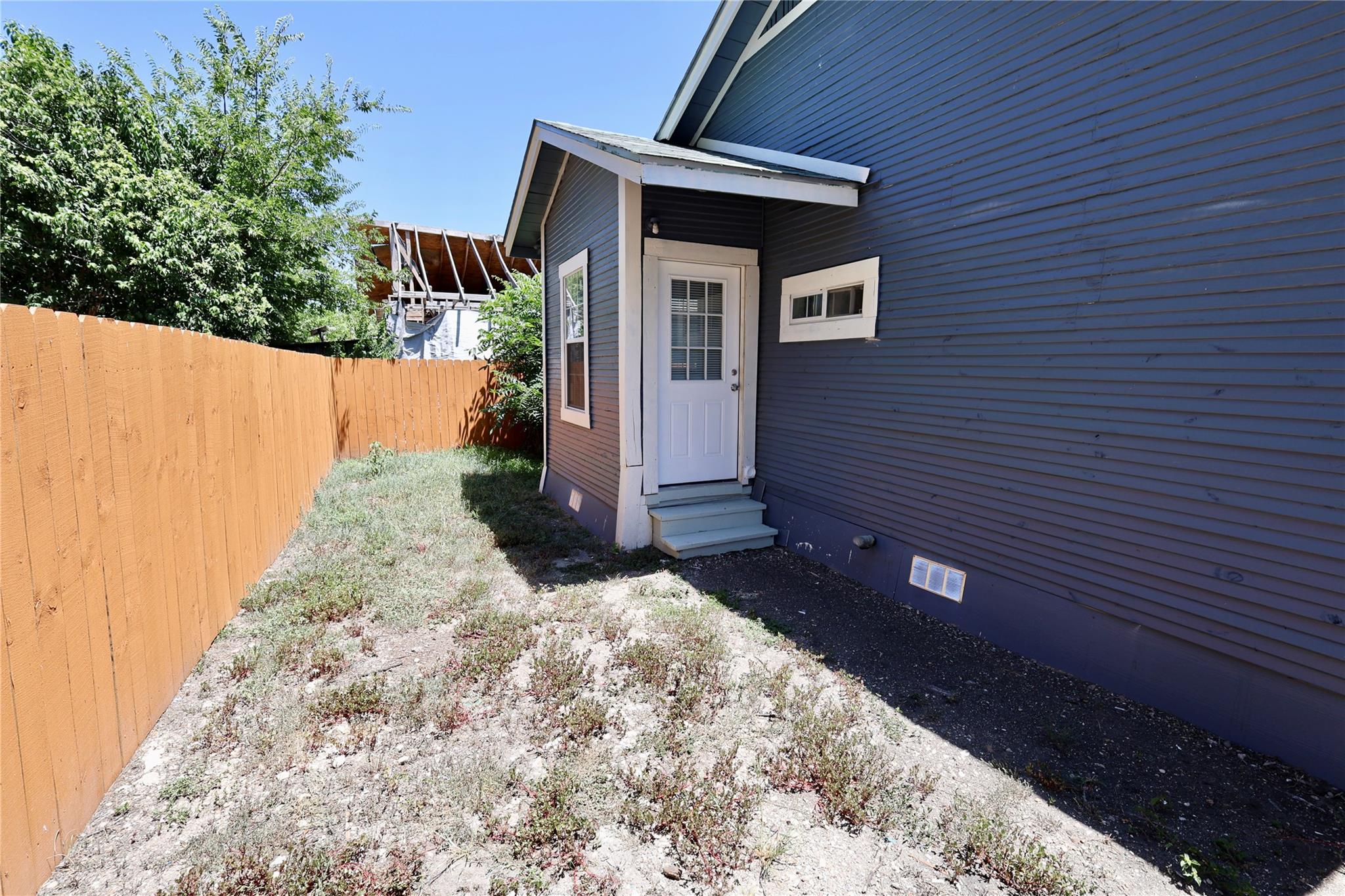 2323 W Salinas Street San Antonio TX 78207