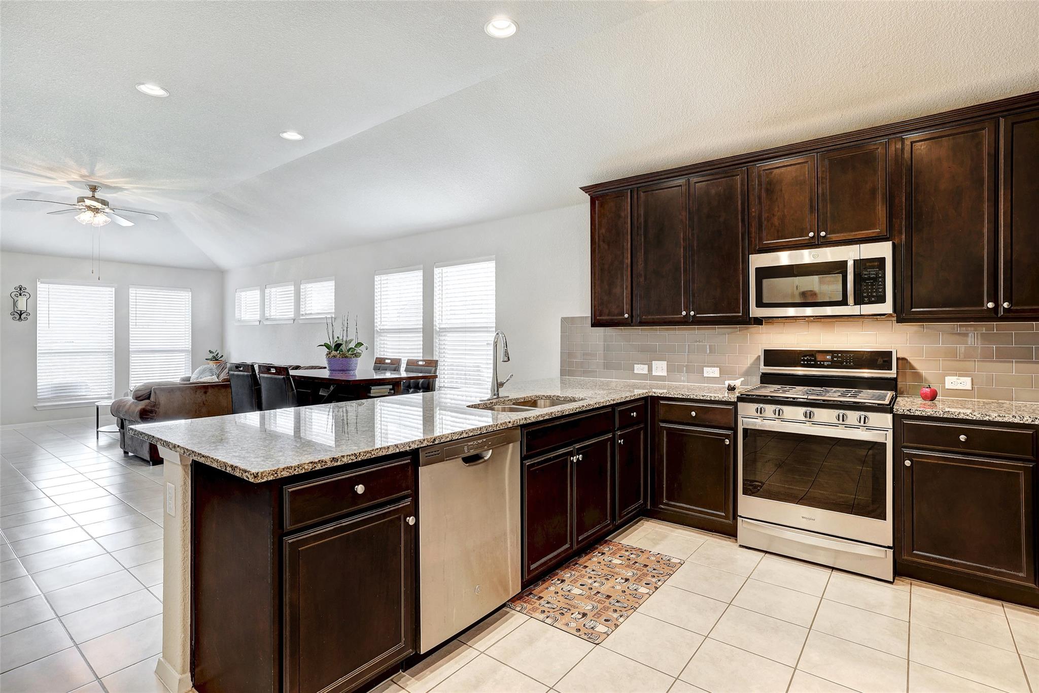 281 Gaida Loop Georgetown TX 78628
