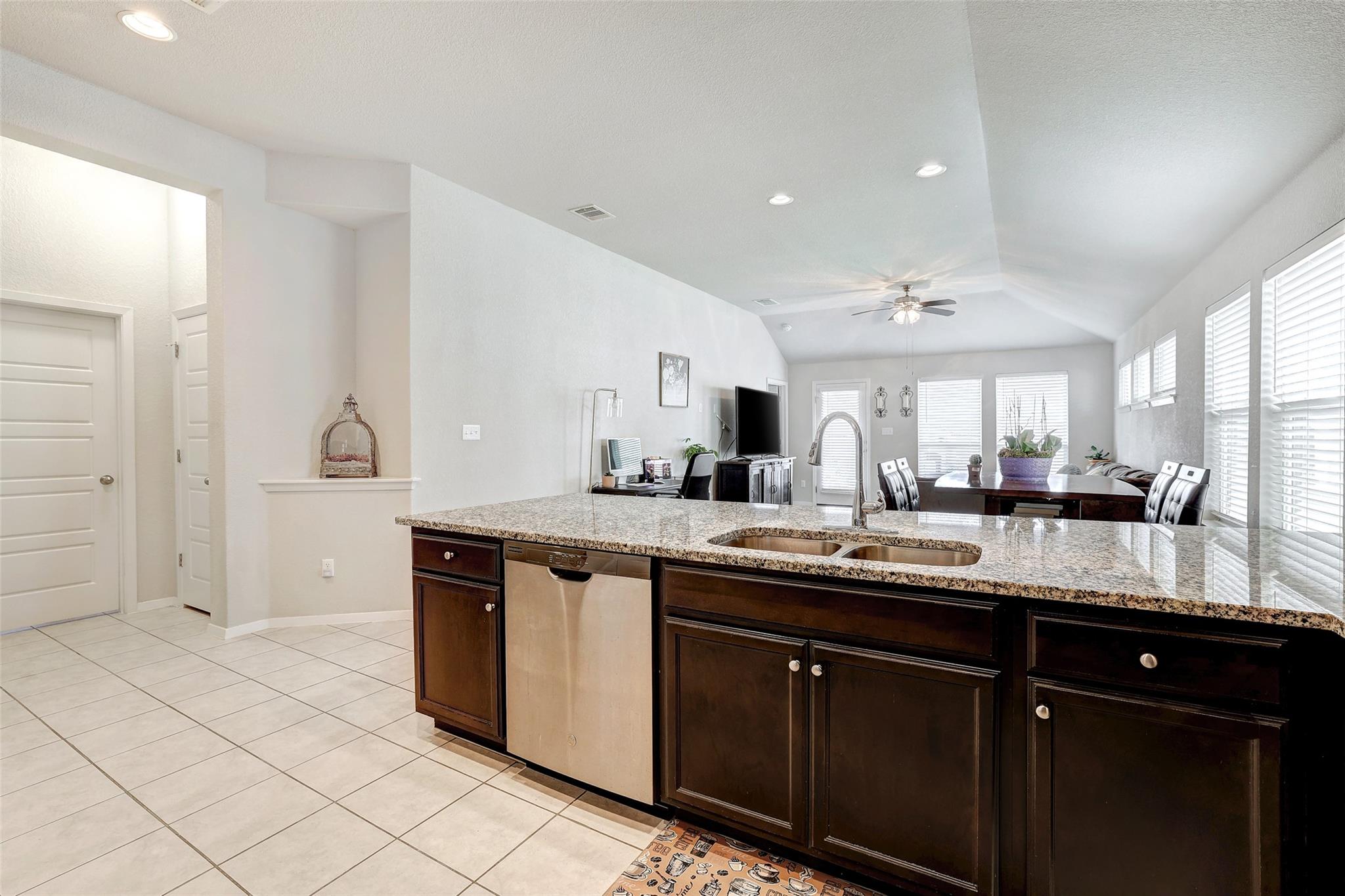 281 Gaida Loop Georgetown TX 78628
