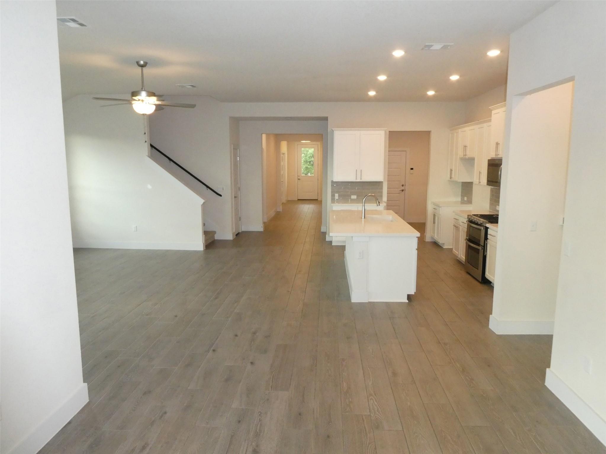 8201 Greyhawk Cove Austin TX 78744