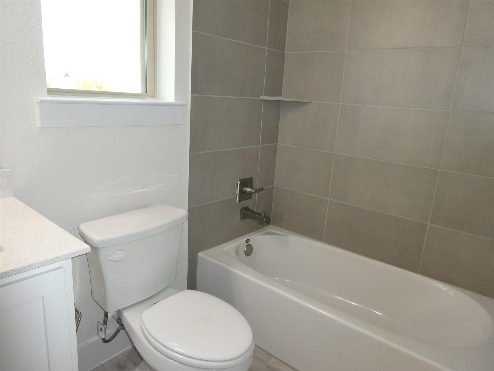 8201 Greyhawk Cove Austin TX 78744