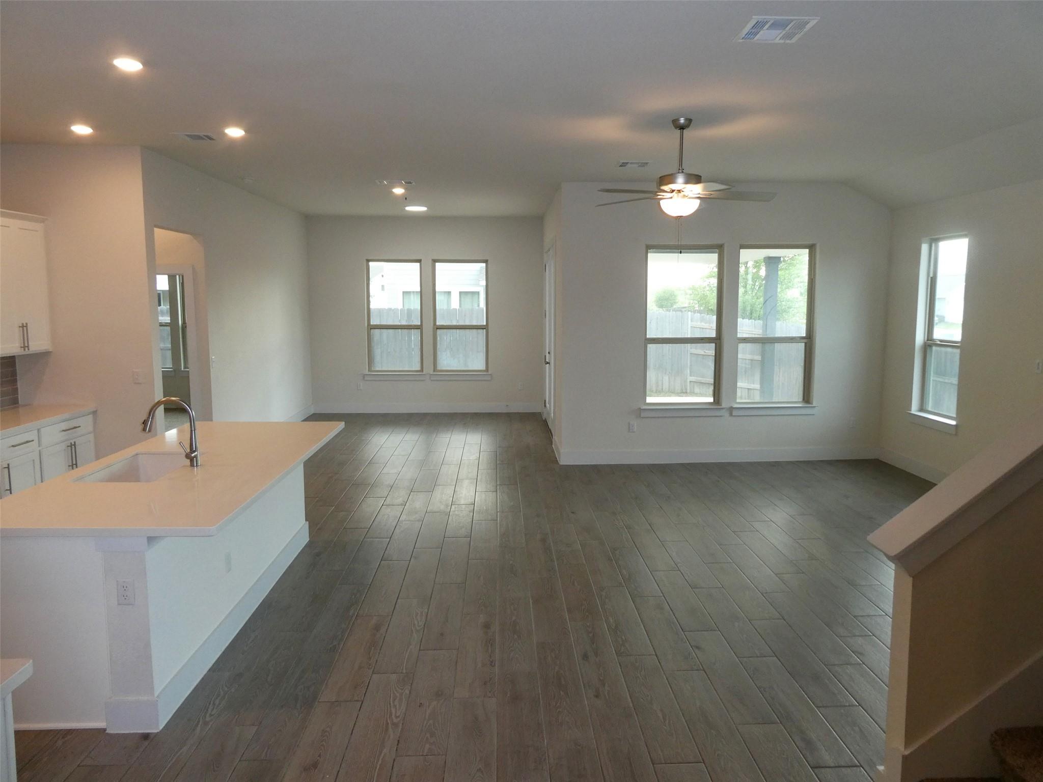 8201 Greyhawk Cove Austin TX 78744