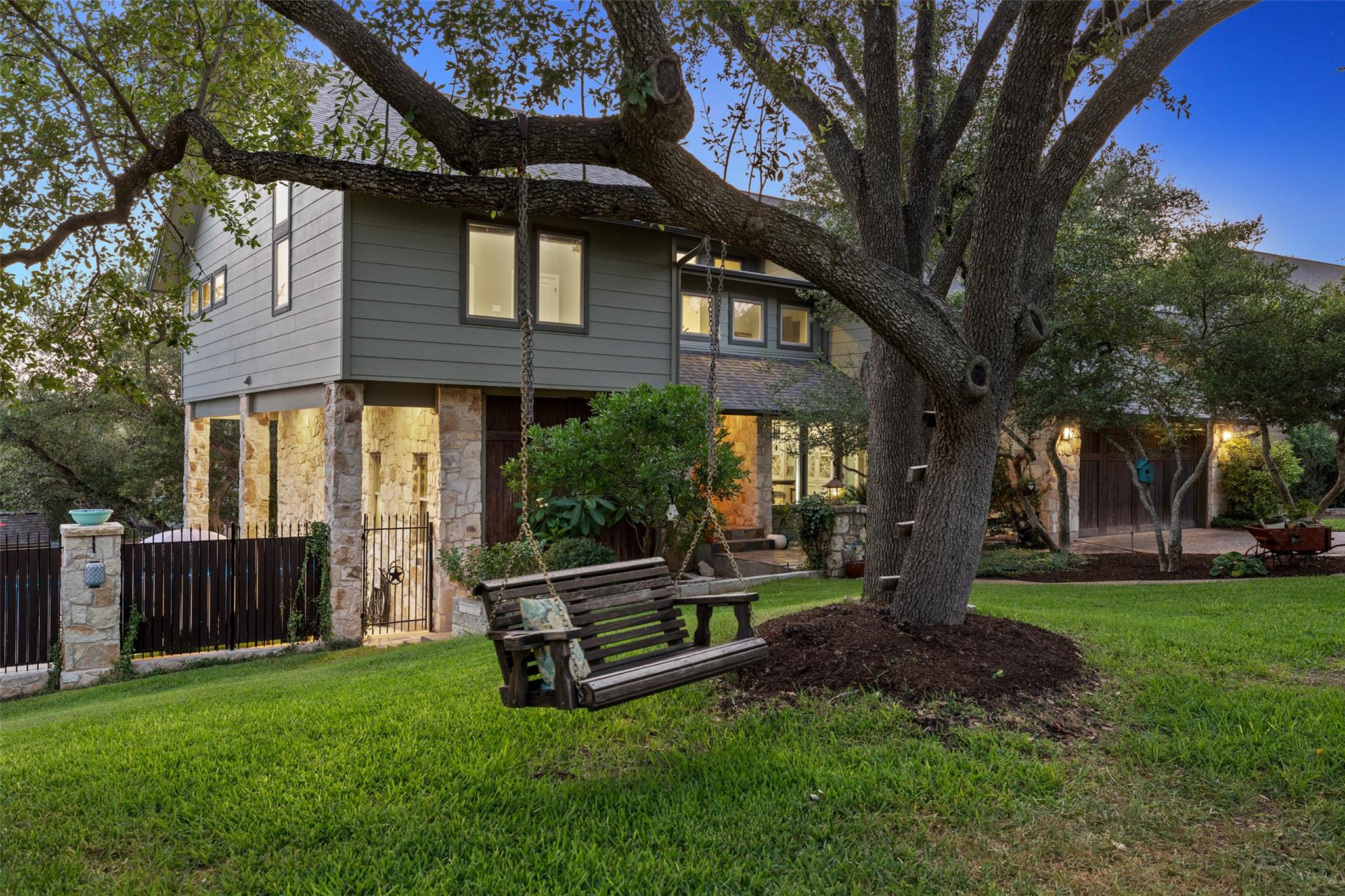 10810 Wintergreen Hill Austin TX 78750