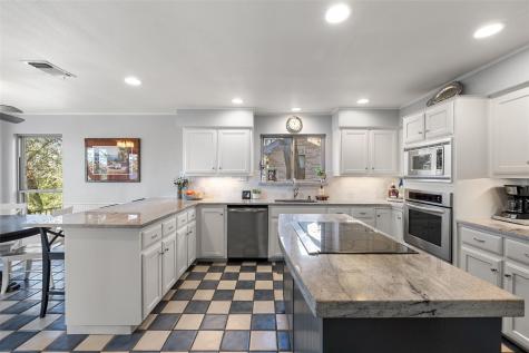 10810 Wintergreen Hill Austin TX 78750
