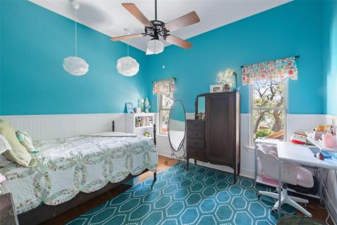 10810 Wintergreen Hill Austin TX 78750