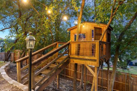 10810 Wintergreen Hill Austin TX 78750