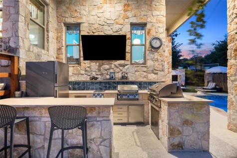 10810 Wintergreen Hill Austin TX 78750