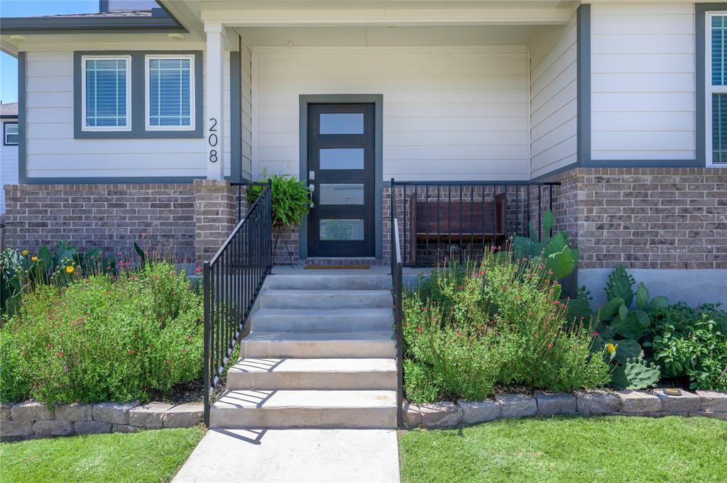 208 Garner Drive Kyle TX 78640