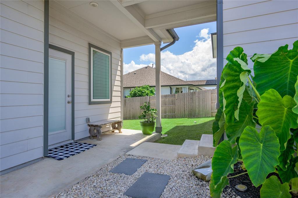 208 Garner Drive Kyle TX 78640