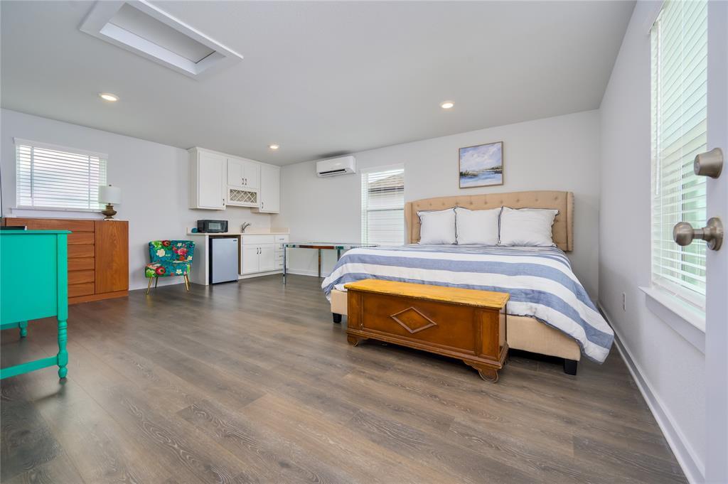 208 Garner Drive Kyle TX 78640