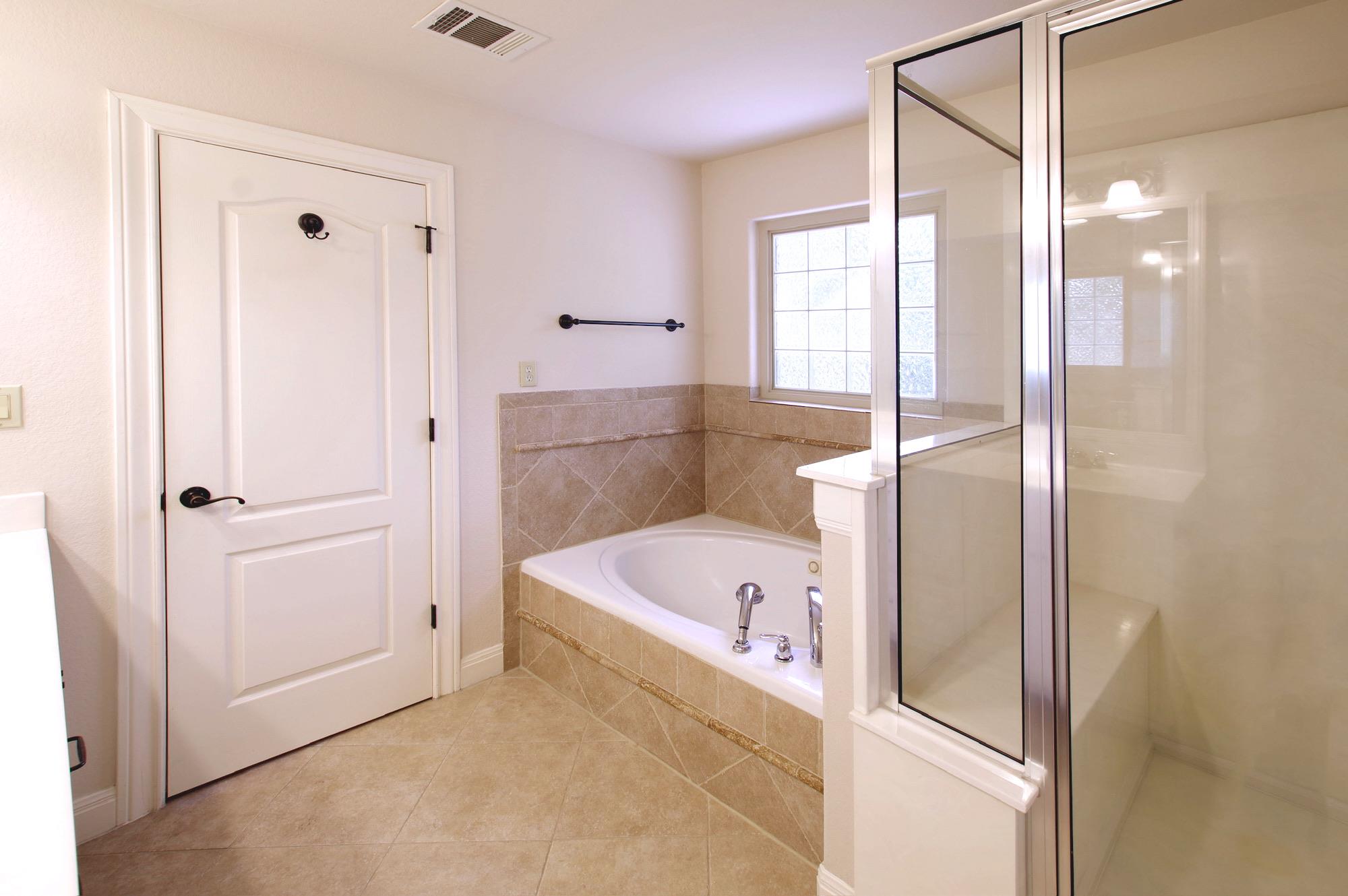 6400 Lakeshore Drive Lago Vista TX 78645