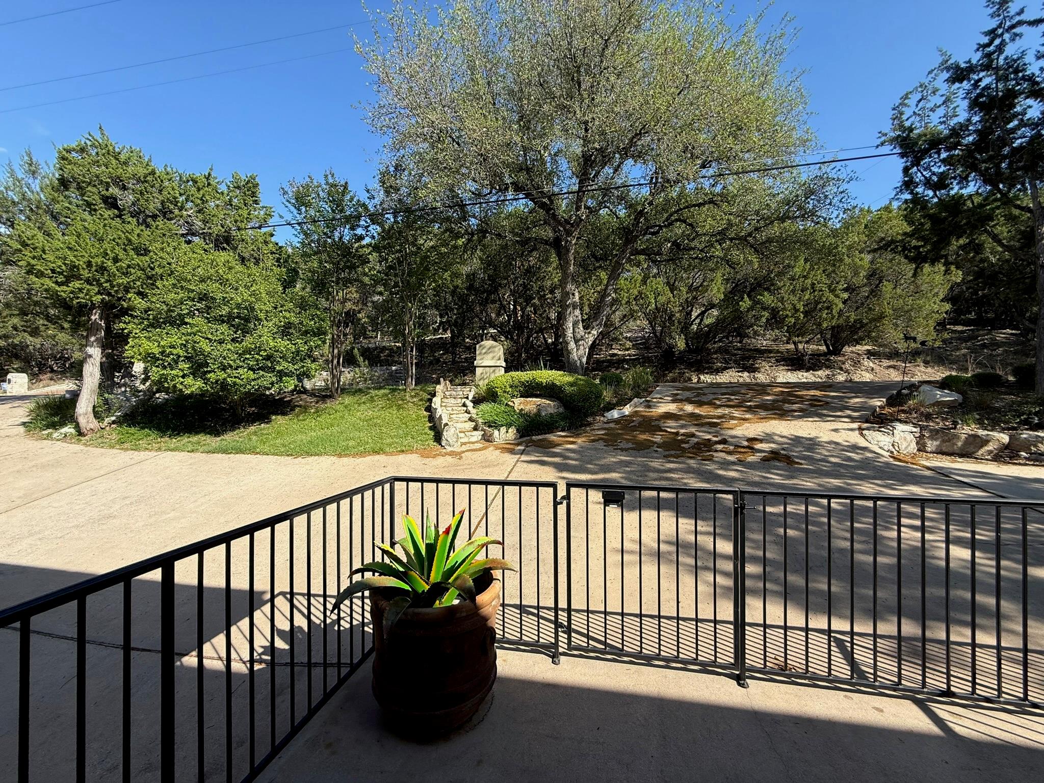6400 Lakeshore Drive Lago Vista TX 78645