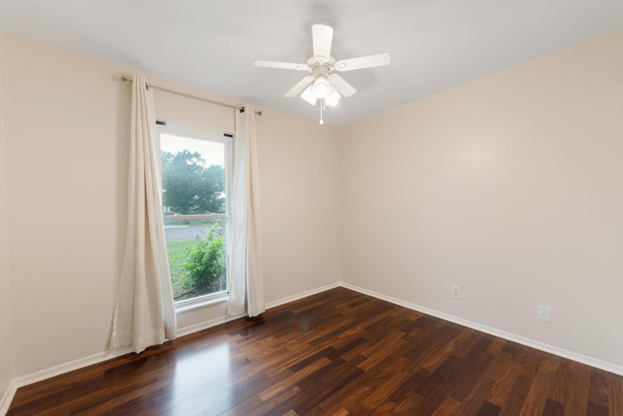 8203 Easter Cove Austin TX 78757