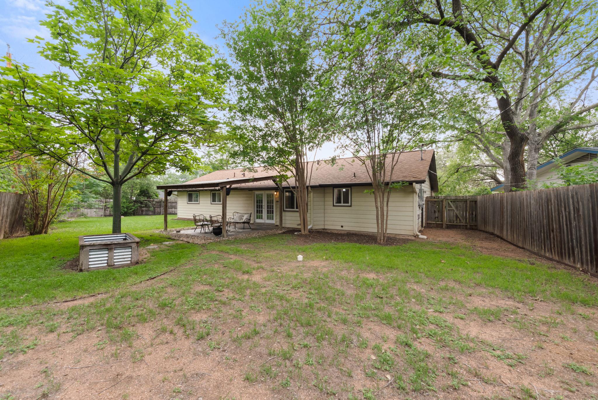 8203 Easter Cove Austin TX 78757