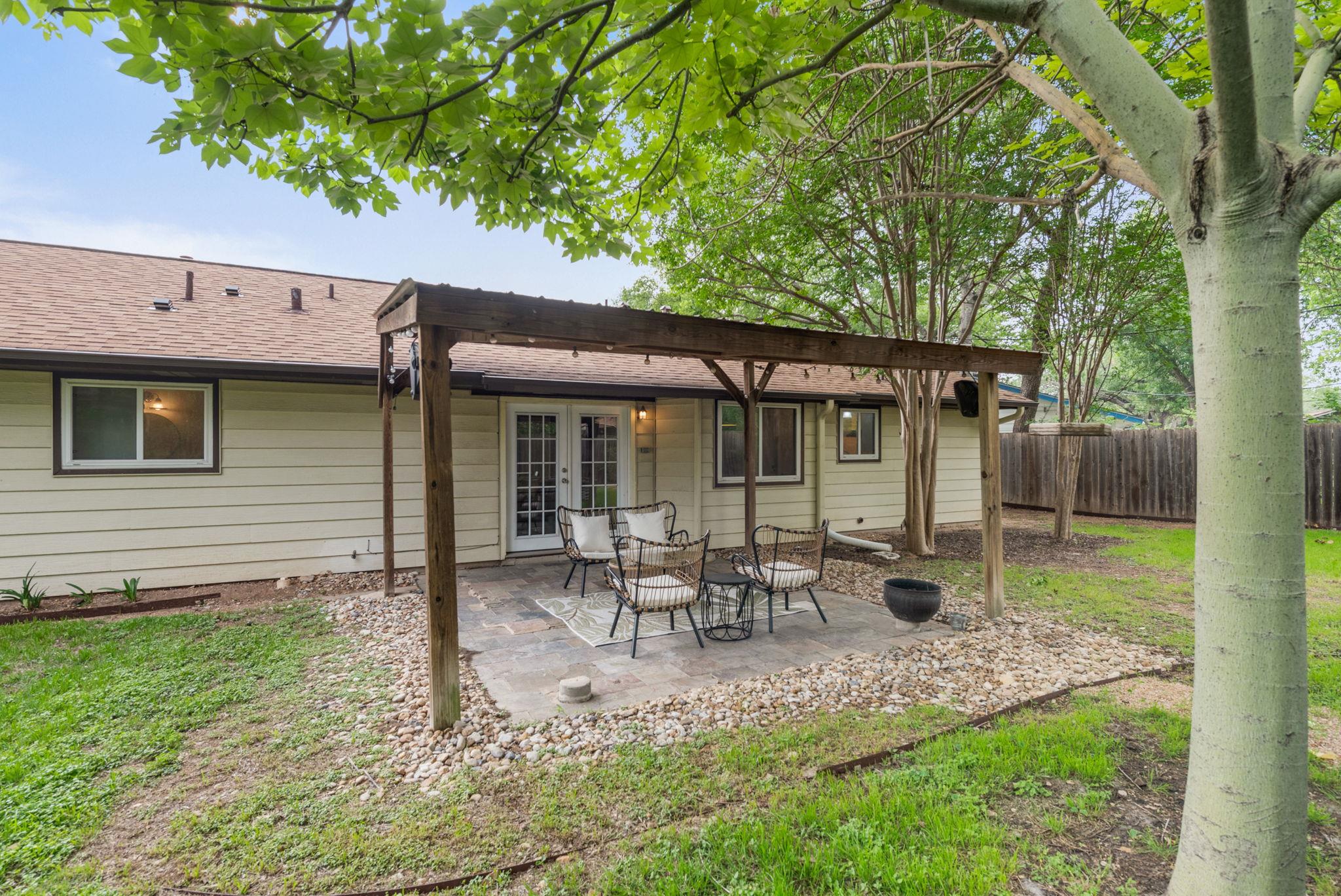 8203 Easter Cove Austin TX 78757