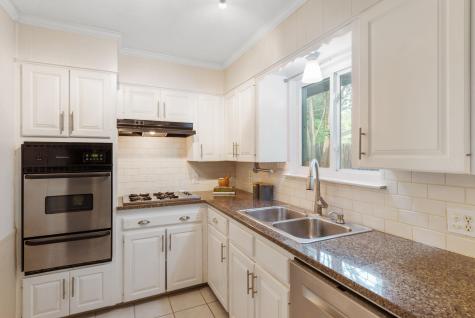 8203 Easter Cove Austin TX 78757