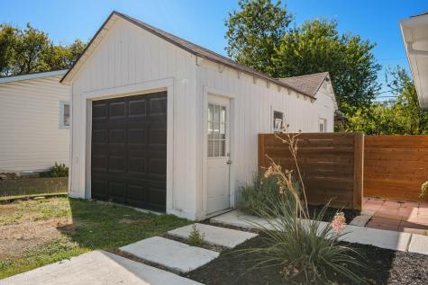 2100 Dixie Lane Round Rock TX 78664