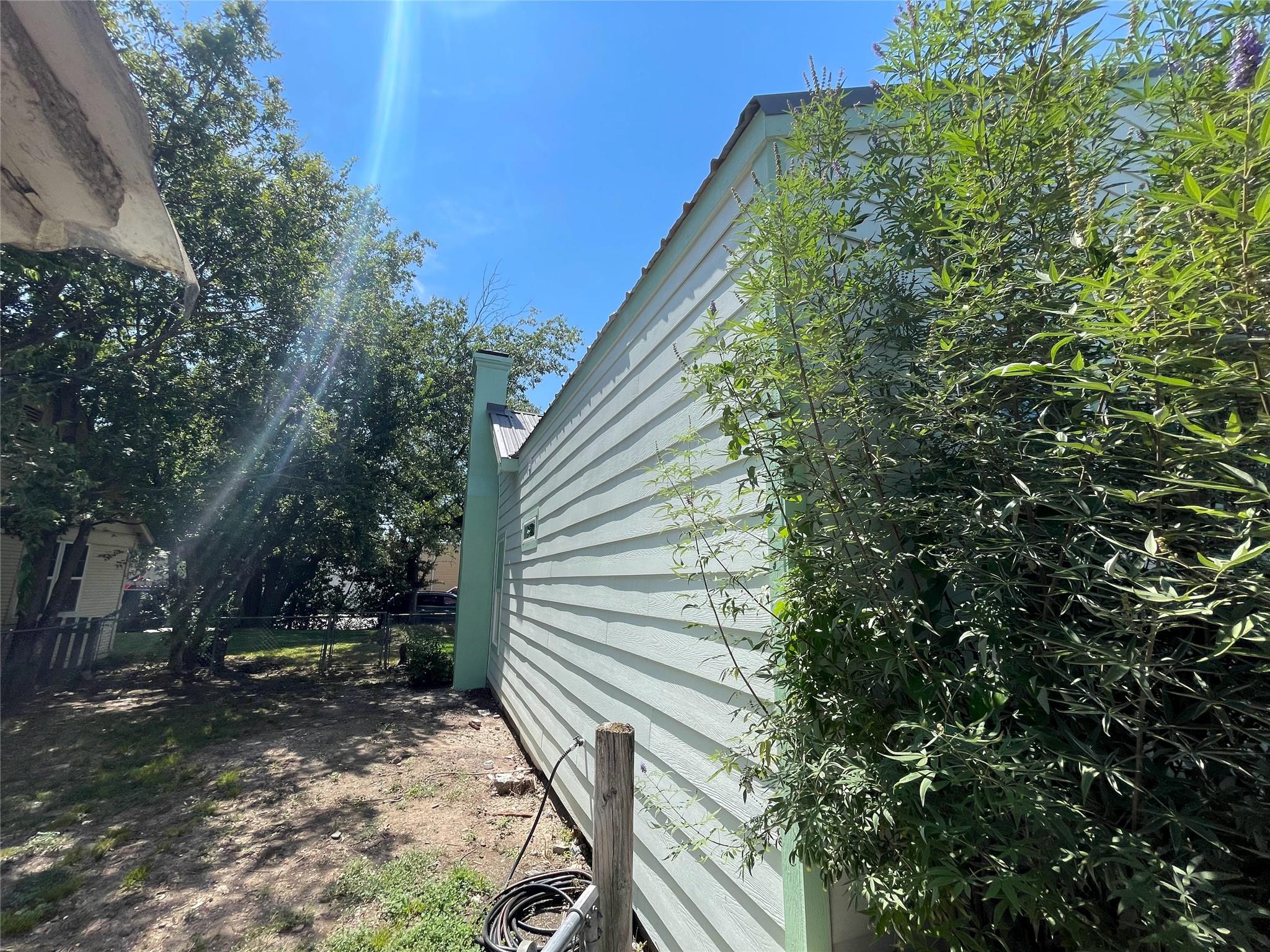 201 E 6th Street Lampasas TX 76550