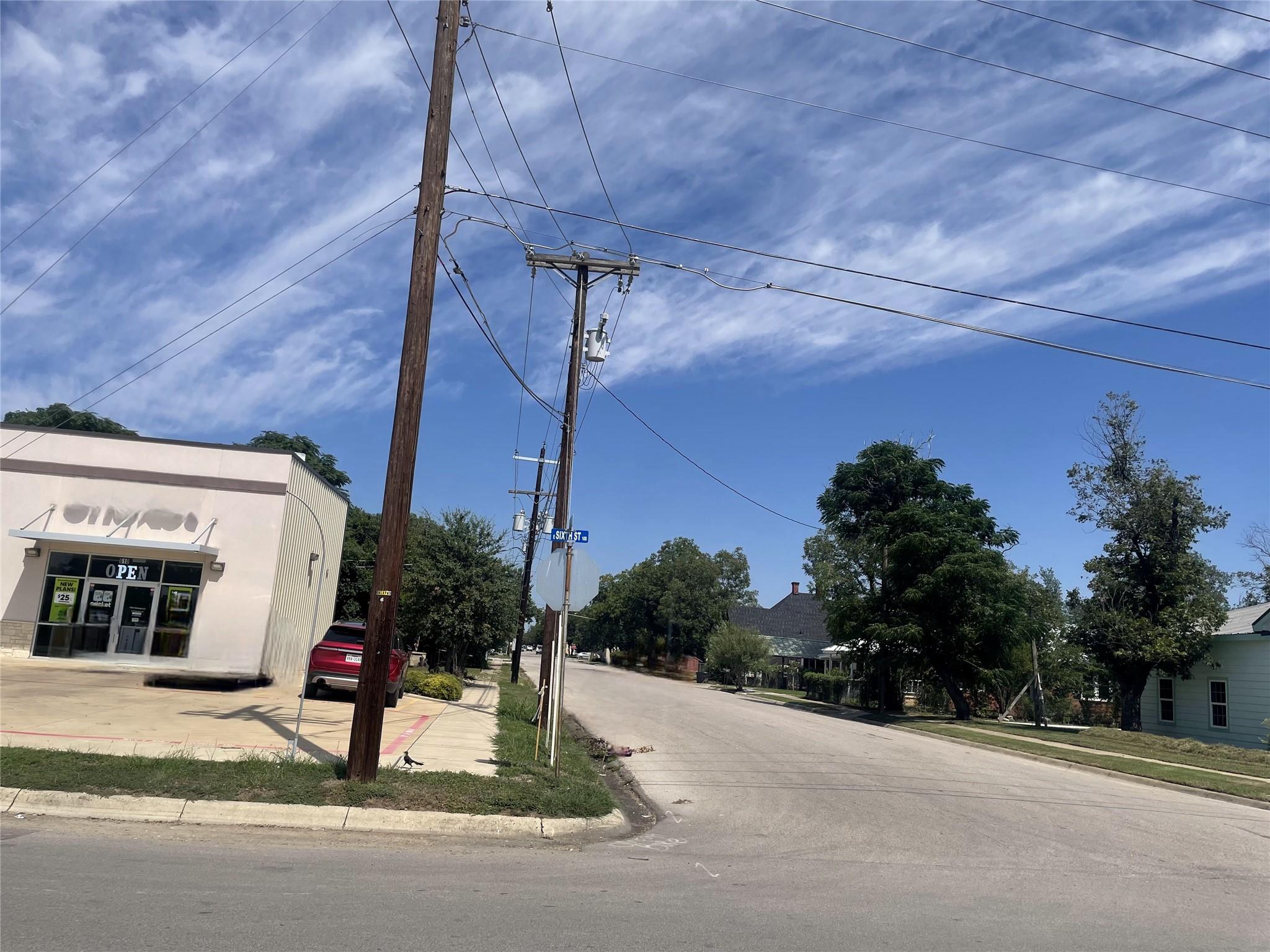 201 E 6th Street Lampasas TX 76550