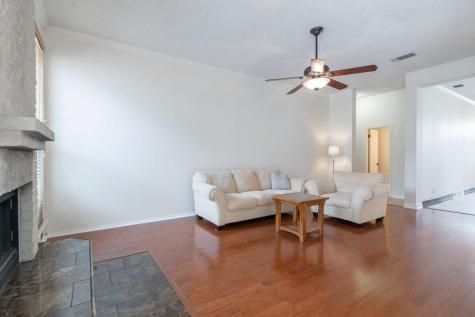 1012 Parrot Trail Round Rock TX 78681