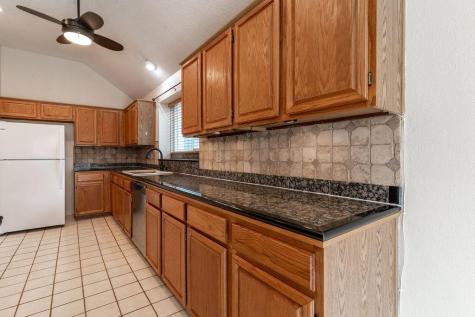 1012 Parrot Trail Round Rock TX 78681