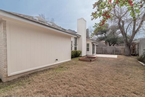 1012 Parrot Trail Round Rock TX 78681