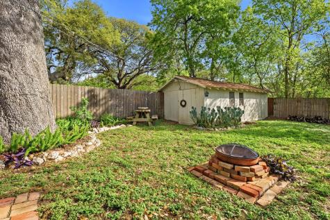 410 Cibilo Street Lockhart TX 78644