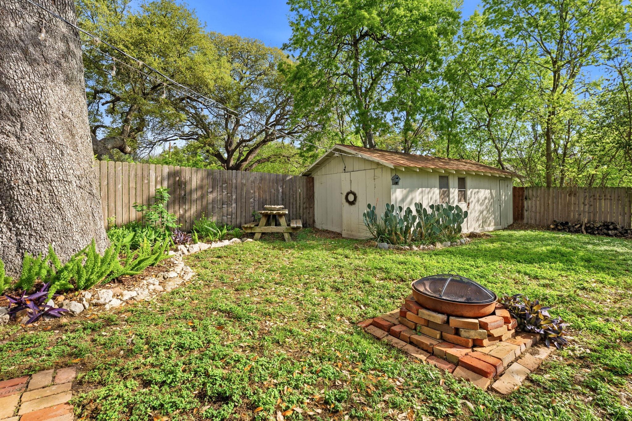 410 Cibilo Street Lockhart TX 78644