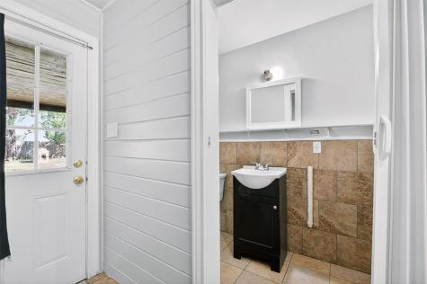 204 Taylor Street Hutto TX 78634
