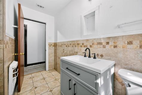 204 Taylor Street Hutto TX 78634