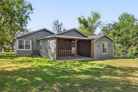 204 Taylor Street Hutto TX 78634