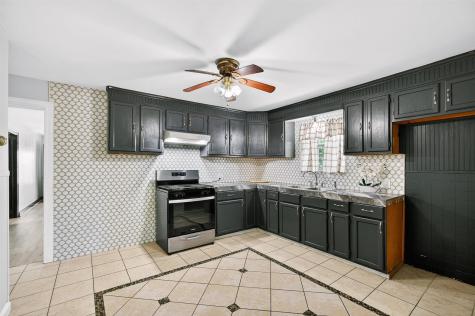204 Taylor Street Hutto TX 78634